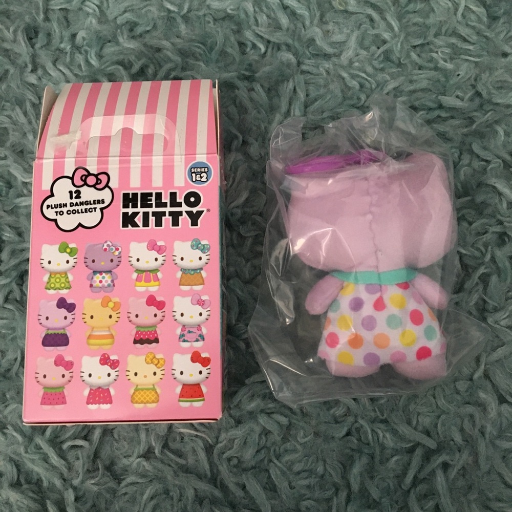Hello Kitty Plush Dangler - Picture 2 of 2